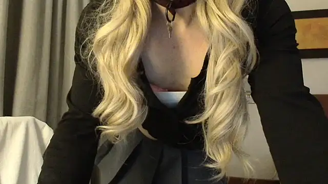 Snapshot of Reneta_Rebekka_Lopez chatting on 1, 5, 2026 Reneta Rebekka Lopez online show from 1, 5, 2026