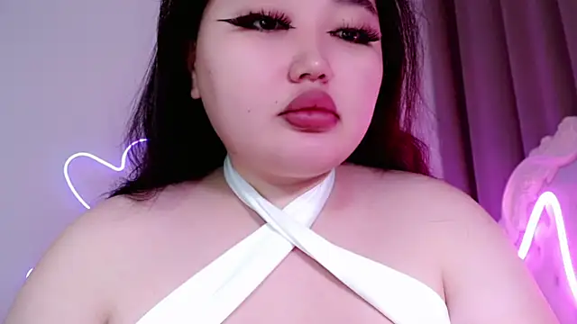 Snapshot of amina_moonlightt chatting on 27, 9, 2025 amina moonlightt online show from 27, 9, 2025