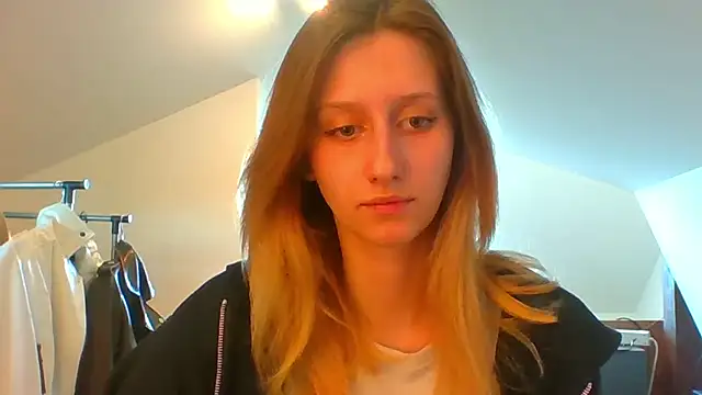 LUNA delight online show from 19, 3, 2025