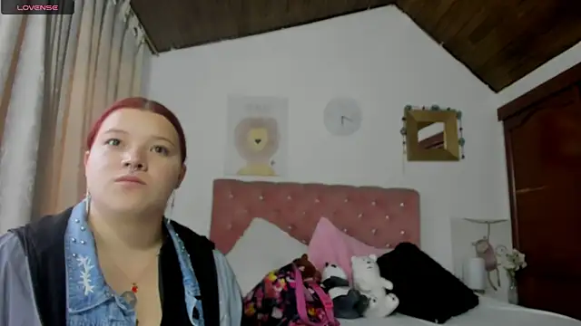 CelessteRedds online show from 8, 3, 2025