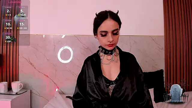 Snapshot of Alice_noir chatting on 8, 2, 2025 Alice noir online show from 8, 2, 2025