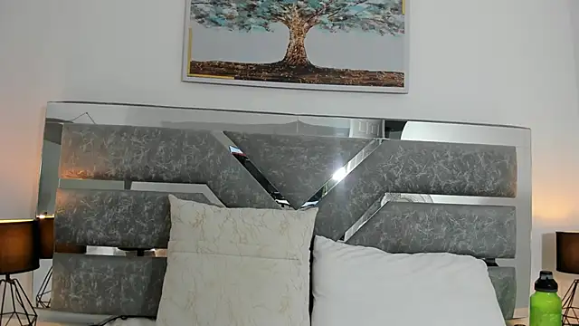 Slut Milf  online show from 12, 2, 2026