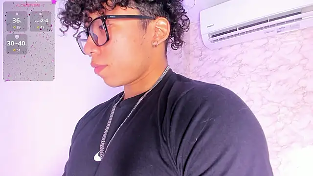 AkazaBoy  online show from 19, 2, 2026