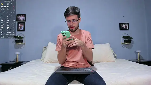 Snapshot of ETHAN_ADAM chatting on 4, 1, 2025 ETHAN ADAM online show from 4, 1, 2025