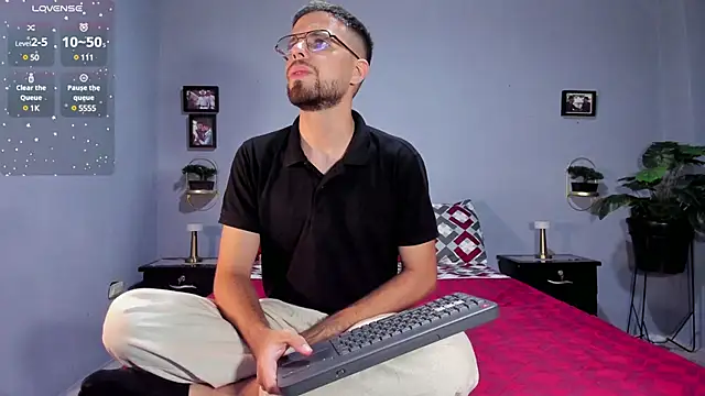 Snapshot of ETHAN_ADAM chatting on 31, 1, 2025 ETHAN ADAM online show from 31, 1, 2025