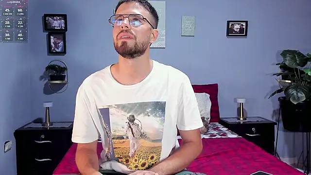 Snapshot of ETHAN_ADAM chatting on 5, 2, 2025 ETHAN ADAM online show from 5, 2, 2025