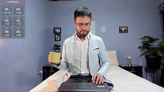 Snapshot of ETHAN_ADAM chatting on 10, 2, 2025 ETHAN ADAM online show from 10, 2, 2025