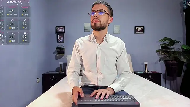 Snapshot of ETHAN_ADAM chatting on 11, 2, 2025 ETHAN ADAM online show from 11, 2, 2025