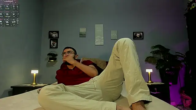 Snapshot of ETHAN_ADAM chatting on 18, 3, 2025 ETHAN ADAM online show from 18, 3, 2025