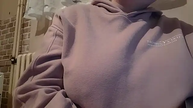 AalinnaK online show from 24, 2, 2025