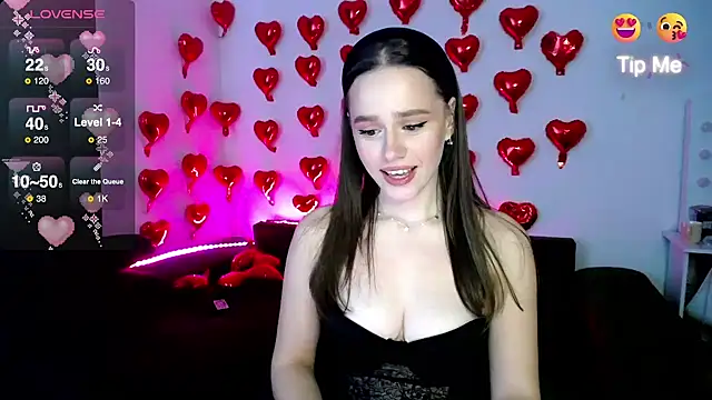 Snapshot of Emillias chatting on 10, 2, 2025 Emillias online show from 10, 2, 2025