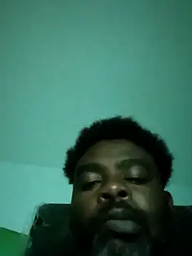 Snapshot of SLOWSTRO chatting on 14, 9, 2025 SLOWSTRO online show from 14, 9, 2025