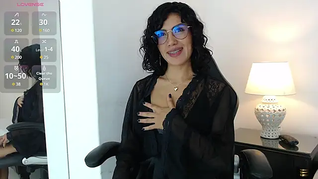 Snapshot of LeeThompson_ chatting on 21, 12, 2024 LeeThompson  online show from 21, 12, 2024