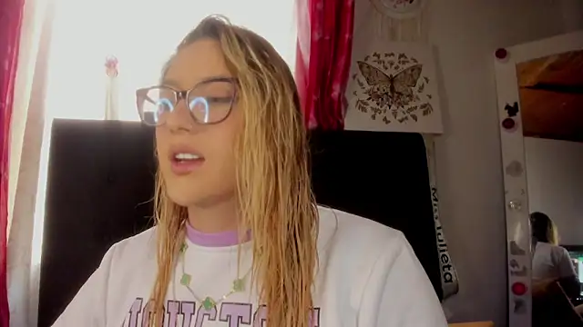 miss julietaa online show from 14, 1, 2026