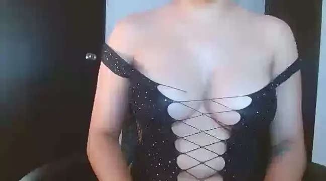 pamela fox03 online show from 9, 3, 2025