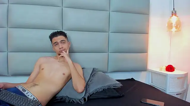 candy-vera online show from 15, 12, 2024