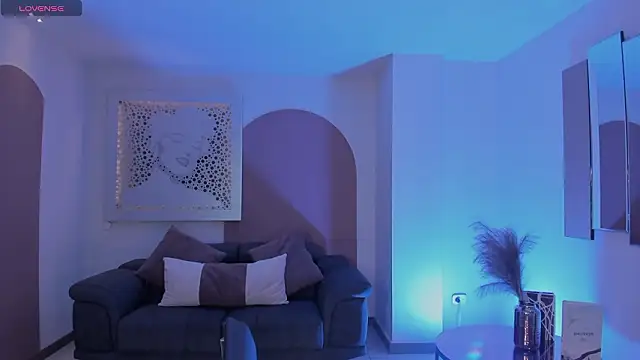 MaddisonLowe online show from 10, 2, 2026