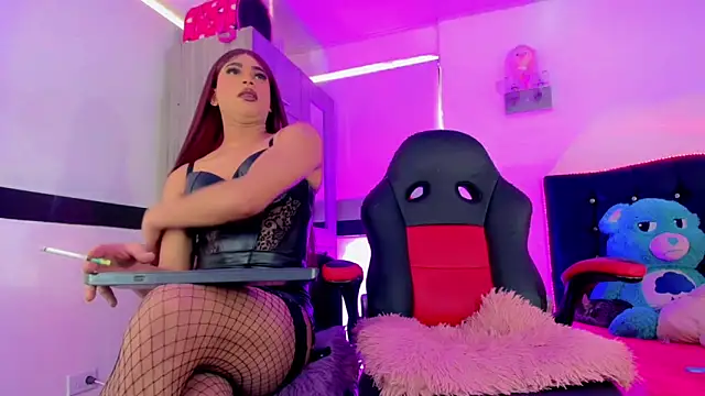 Snapshot of Hellen_moons__ chatting on 6, 11, 2025 Hellen moons online show from 6, 11, 2025