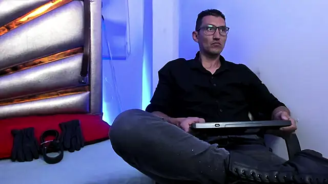 enzopratt online show from 22, 2, 2025