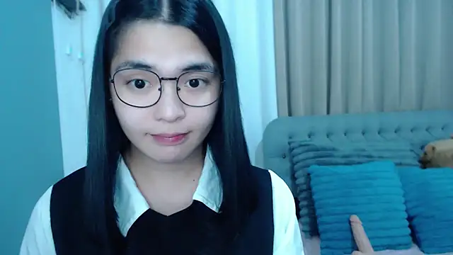 Snapshot of zhaviahale21 chatting on 30, 10, 2025 zhaviahale21 online show from 30, 10, 2025
