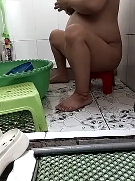 Mimi18x online show from 14, 3, 2025