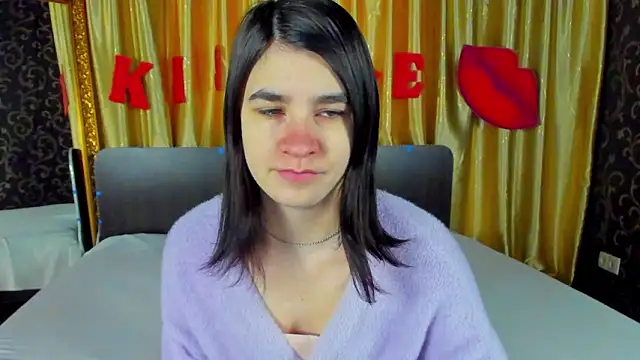  Polly Love  online show from 11, 2, 2026