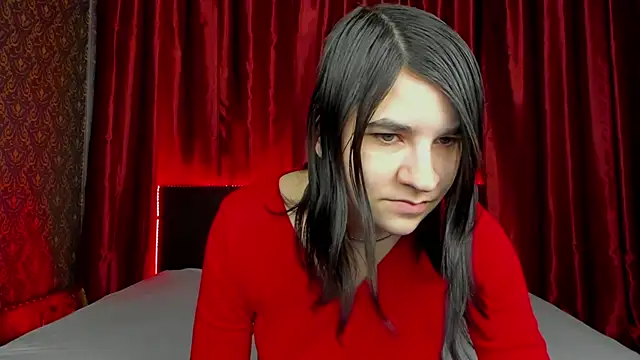  Polly Love  online show from 19, 3, 2026