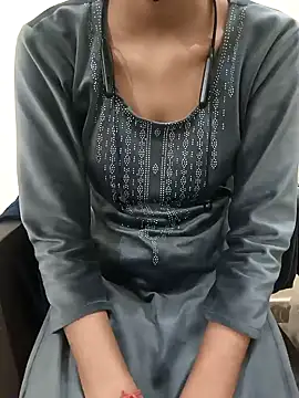 Snapshot of Aradhna_cute chatting on 15, 1, 2025 Aradhna cute online show from 15, 1, 2025