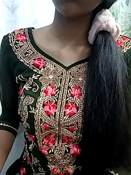 Snapshot of Aradhna_cute chatting on 13, 2, 2025 Aradhna cute online show from 13, 2, 2025