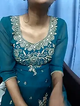 Snapshot of Aradhna_cute chatting on 1, 3, 2025 Aradhna cute online show from 1, 3, 2025