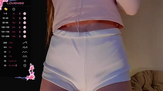 Lili Roze  online show from 25, 2, 2025