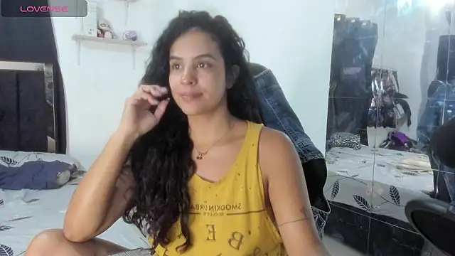 Moon Sammy online show from 10, 11, 2025