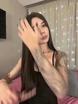 Vika Gray online show from 5, 10, 2025