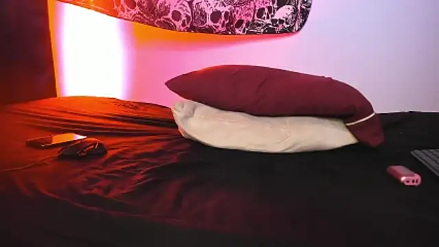 Agnes jones  online show from 15, 1, 2026