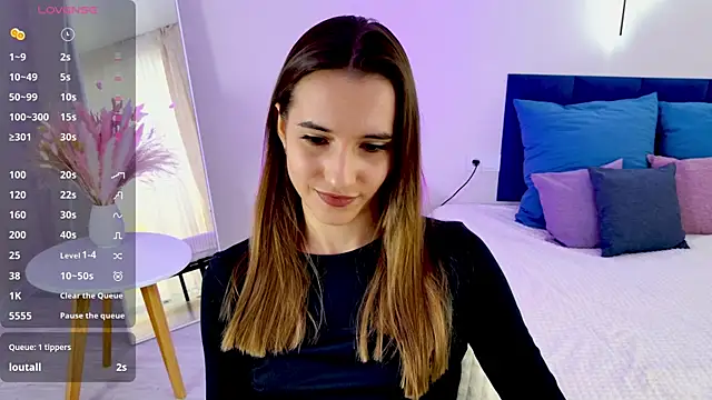 Snapshot of Alice_Weiss chatting on 4, 3, 2025 Alice Weiss online show from 4, 3, 2025