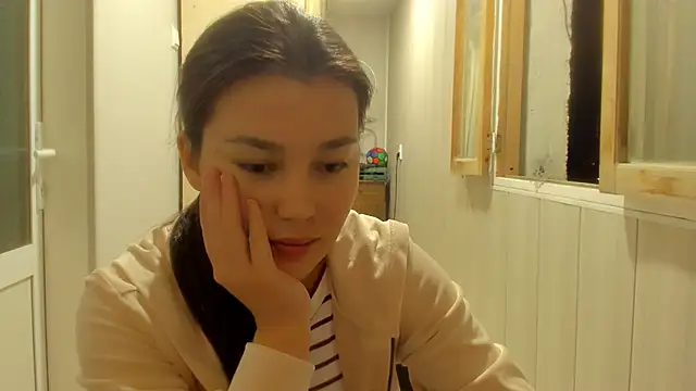 Snapshot of LunaXmii chatting on 29, 9, 2025 LunaXmii online show from 29, 9, 2025