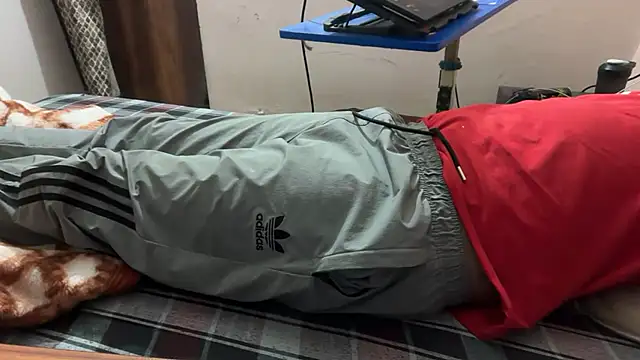 Snapshot of sexyboy09 chatting on 25, 10, 2025 sexyboy09 online show from 25, 10, 2025