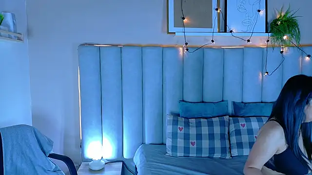 JaylaScott   online show from 13, 10, 2025