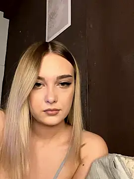 Snapshot of Alisa_Rise chatting on 10, 1, 2026 Alisa Rise online show from 10, 1, 2026