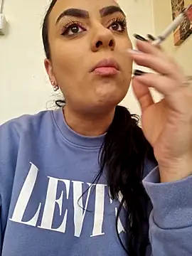 ElyzaIbarra online show from 7, 2, 2025