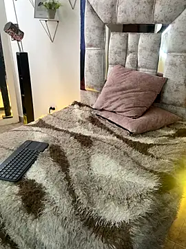 mariana cruzz online show from 22, 12, 2025