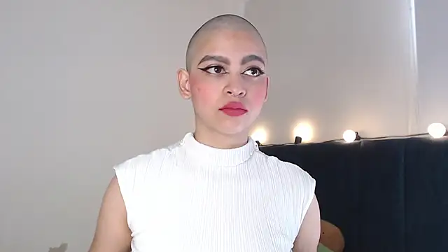 Snapshot of Bitsy_Messy chatting on 14, 1, 2025 Bitsy Messy online show from 14, 1, 2025