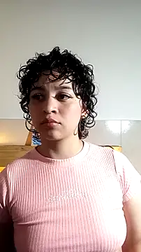 Snapshot of Bitsy_Messy chatting on 14, 12, 2025 Bitsy Messy online show from 14, 12, 2025