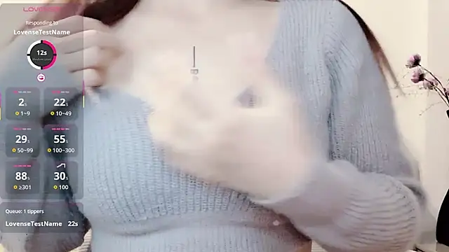 Snapshot of Neyllar chatting on 9, 4, 2026 Neyllar online show from 9, 4, 2026