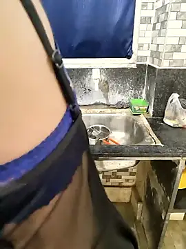 beby girLL online show from 9, 4, 2026