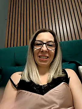 Snapshot of SukyGirl chatting on 27, 12, 2024 SukyGirl online show from 27, 12, 2024
