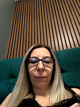 Snapshot of SukyGirl chatting on 27, 12, 2024 SukyGirl online show from 27, 12, 2024