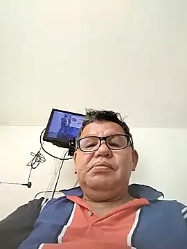 Snapshot of catatunboculion chatting on 3, 10, 2025 catatunboculion online show from 3, 10, 2025