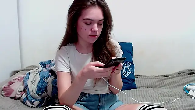 SallyMkn online show from 5, 2, 2025