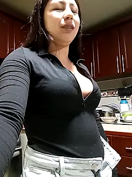 Sara Brownx online show from 9, 10, 2025